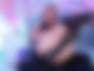 lucy-davies's Live Sex Cam Show