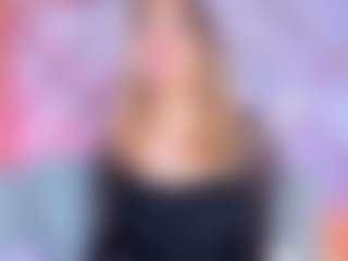 Live cam show with lucy-davies - Colombia on Dare Cams