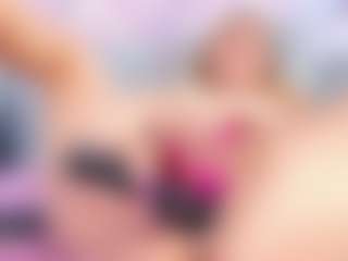 lucy-davies's Live Sex Cam Show