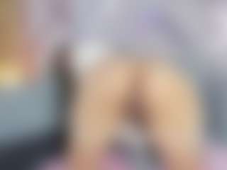 lucy-davies's Live Sex Cam Show