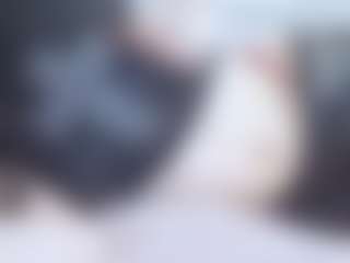 Live cam show with MarnieMangen - Skinny on liverealitysex.com