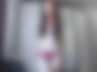 Live cam show with MarnieMangen - Solo on TeamSkeetLive