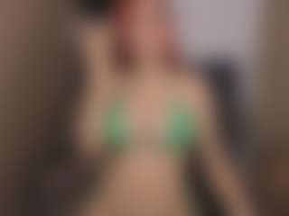 Live cam show with MayteVelvet - Average on fapnchat