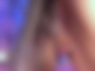 Live cam show with meganbosch - Teen (18+) on studioflirtlive.com