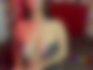 Live cam show with Meganmeyerks - Red Hair on Camsoda