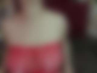Live cam show with Meganmeyerks - Brown Hair on Instabang