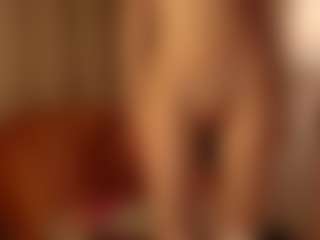 Live cam show with Nixxora - Oil on Streamer API