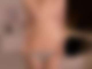 Live cam show with Nixxora - Brown Hair on Dolls Live
