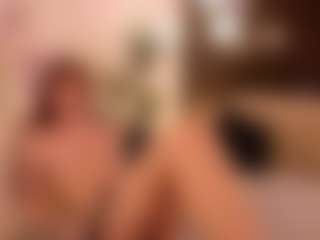 Live cam show with Nixxora - Lush Brown Hair on Soda Cam