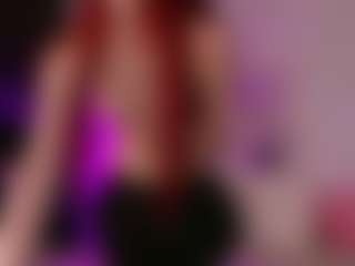 Live cam show with Nixxora - Smoking on madthumbs