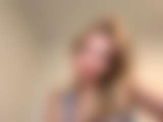 Oly's Live Sex Cam Show