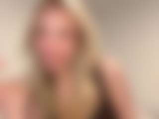 Live cam show with Oly - Spanking on Fapmatic.com