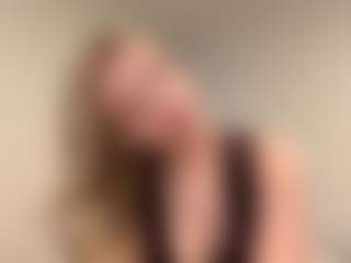 Live cam show with Oly - Tease on Fapmatic.com