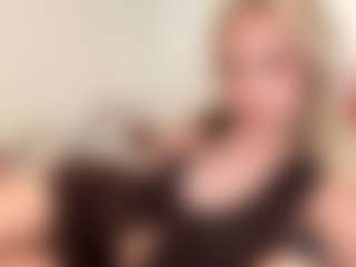 Oly's Live Sex Cam Show