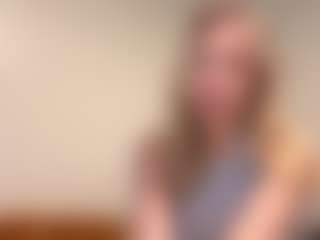 Live cam show with Oly - Young Adult on friskycurves.com