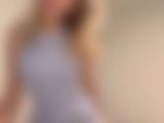 Live cam show with Oly - Interactive on Camsoda