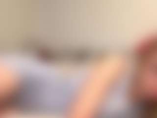 Live cam show with Oly - Game on Spunkpage
