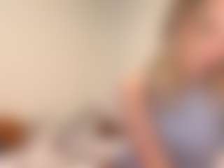 Oly's Live Sex Cam Show