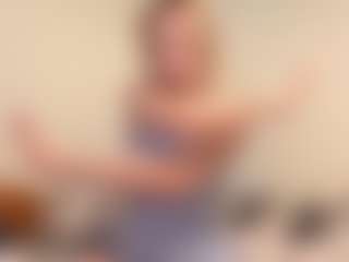 Oly's Live Sex Cam Show