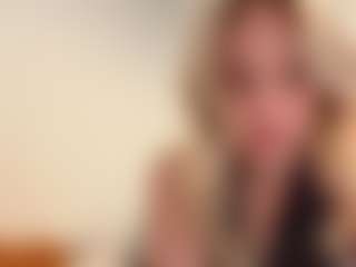 Oly's Live Sex Cam Show
