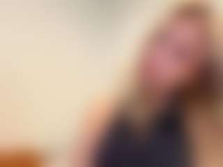 Oly's Live Sex Cam Show