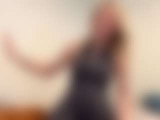Oly's Live Sex Cam Show