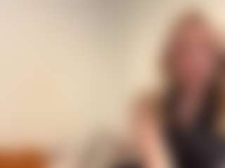 Oly's Live Sex Cam Show