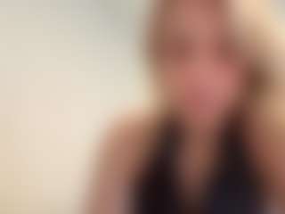 Oly's Live Sex Cam Show