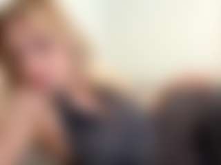 Oly's Live Sex Cam Show