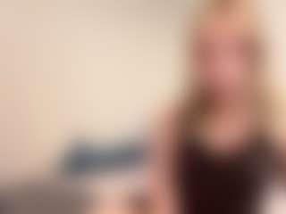 Oly's Live Sex Cam Show