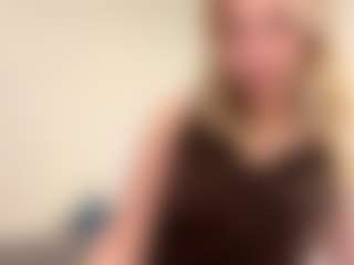 Oly's Live Sex Cam Show
