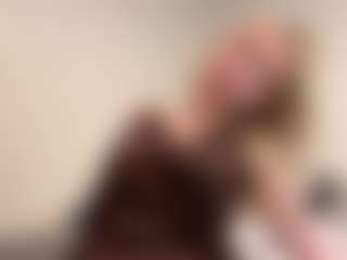 Oly's Live Sex Cam Show