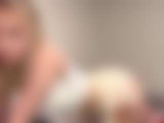 Oly's Live Sex Cam Show