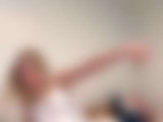 Oly's Live Sex Cam Show