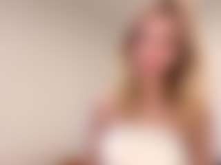 Oly's Live Sex Cam Show