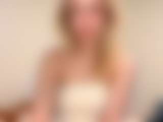 Oly's Live Sex Cam Show