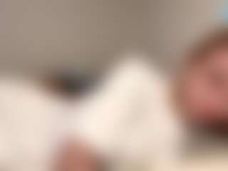 Live cam show with Oly - Blonde Hair on Mixed Magazine Live