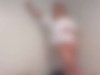 Oly's Live Sex Cam Show