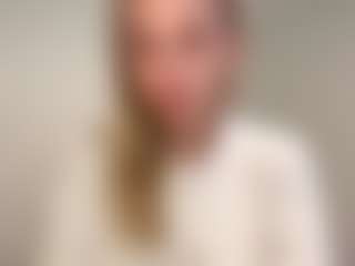 Oly's Live Sex Cam Show