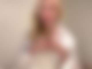 Oly's Live Sex Cam Show