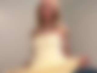 Oly's Live Sex Cam Show