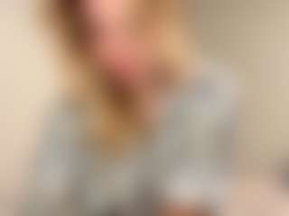 Oly's Live Sex Cam Show