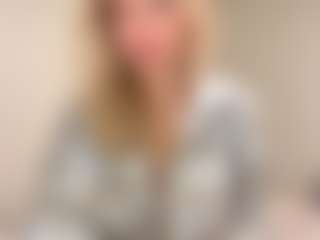 Oly's Live Sex Cam Show