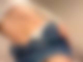 Oly's Live Sex Cam Show