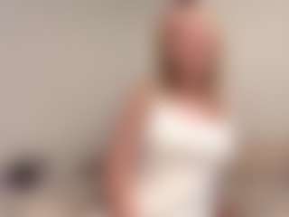 Oly's Live Sex Cam Show