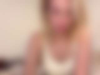 Oly's Live Sex Cam Show