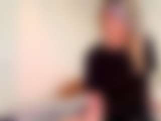 Oly's Live Sex Cam Show