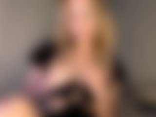 Oly's Live Sex Cam Show