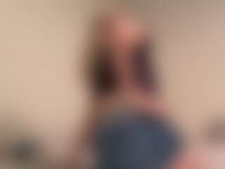 Oly's Live Sex Cam Show