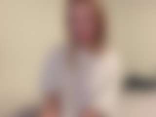 Oly's Live Sex Cam Show